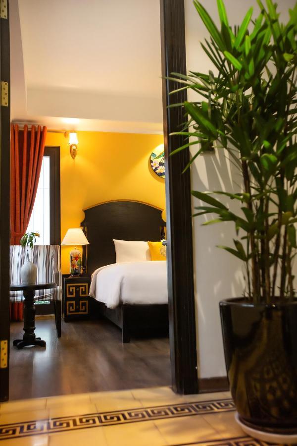 Hanoi Center Silk Boutique Hotel & Travel Exterior photo