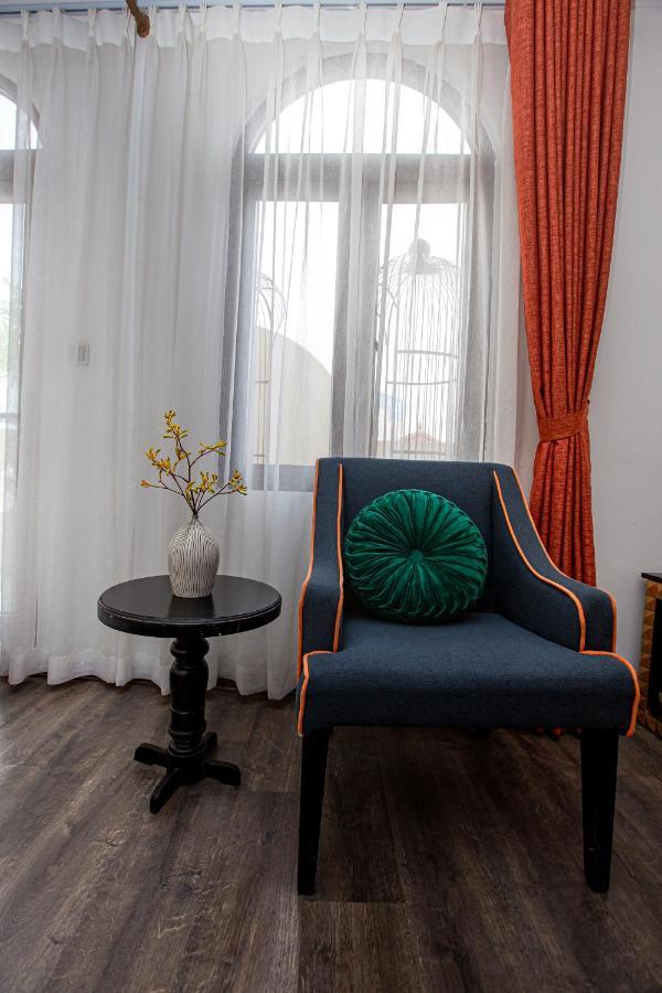 Hanoi Center Silk Boutique Hotel & Travel Exterior photo